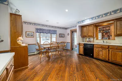 38 Fern Street, Floral Park, NY 11001 - Photo 12