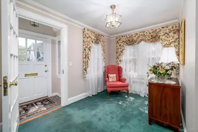 38 Fern Street, Floral Park, NY 11001 - Photo 6