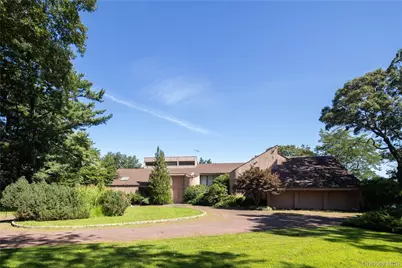 7 Lighthouse Point, Lloyd Harbor, NY 11743 - Photo 4