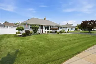 45 Polo Rd, Massapequa, NY 11758 - Photo 4