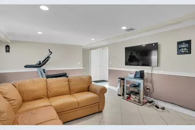 25 Heather Crescent, Commack, NY 11725 - Photo 34