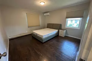 1839 Front St, East Meadow, NY 11554 - Photo 16