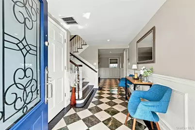 2 Peppermill Road, Roslyn, NY 11576 - Photo 4