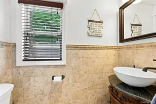 2 Peppermill Rd, Roslyn, NY 11576 - Photo 18