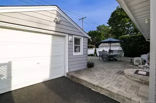 2569 Wantagh Ave, Wantagh, NY 11793 - Photo 32