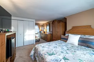 2569 Wantagh Ave, Wantagh, NY 11793 - Photo 16