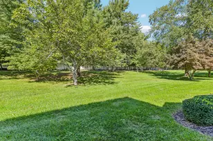 111 Fairfield Dr, Saint James, NY 11780 - Photo 30