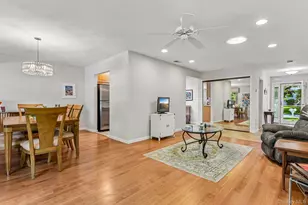111 Fairfield Dr, Saint James, NY 11780 - Photo 10