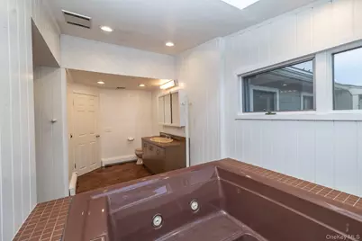 3186 William Street, Wantagh, NY 11793 - Photo 30