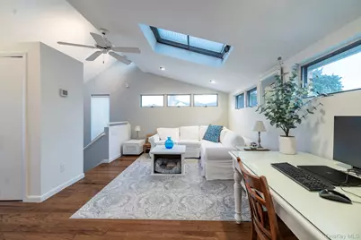 3186 William Street, Wantagh, NY 11793 - Photo 24