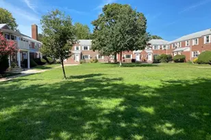 255-15 75th Ave, Glen Oaks, NY 11004 - Photo 2