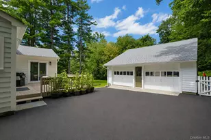 8 Rosehill Dr, Armonk, NY 10504 - Photo 4