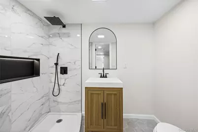 14 Camelot Lane, East Setauket, NY 11733 - Photo 36