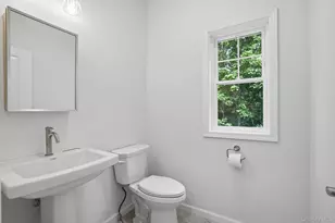 155 S Quaker Ln, Hyde Park, NY 12538 - Photo 14