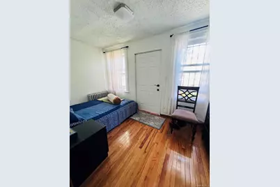 192-14 109th Avenue #1st floor, Saint Albans, NY 11412 - Photo 4