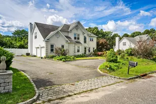 51 Jordan Dr, Medford, NY 11763 - Photo 4