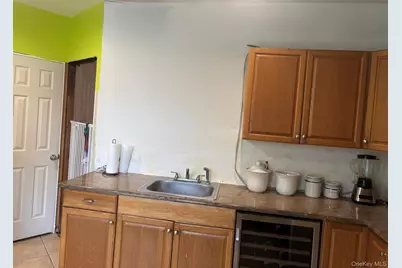 12113 Hillside Avenue, Richmond Hill, NY 11418 - Photo 12
