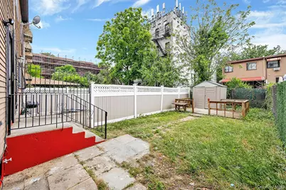 326 Berriman Street, Brooklyn, NY 11208 - Photo 16