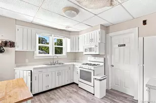 116 E Cedar St, Poughkeepsie, NY 12601 - Photo 10