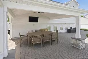 703 Peter Paul Dr, West Islip, NY 11795 - Photo 28