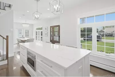 703 Peter Paul Drive, West Islip, NY 11795 - Photo 4