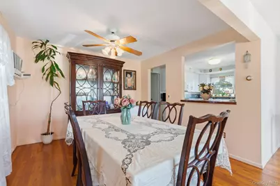 19 Acorn Place, Lynbrook, NY 11563 - Photo 10