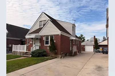 82-26 258th Street, Glen Oaks, NY 11004 - Photo 2