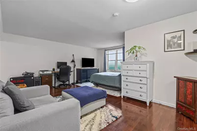 360 Westchester Avenue #503, Port Chester, NY 10573 - Photo 8
