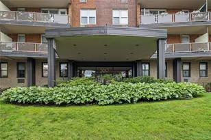 360 Westchester Ave, Port Chester, NY 10573 - Photo 16