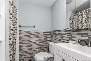 2911 Eagle Ave, Medford, NY 11763 - Photo 14