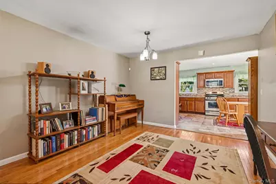 105 Pine Drive, New Windsor, NY 12553 - Photo 10