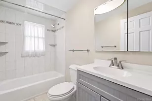 12 Cable Ln, Hicksville, NY 11801 - Photo 14