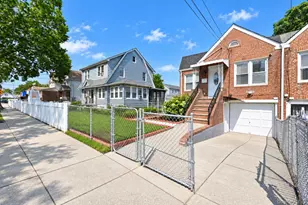117-25 199th St, Saint Albans, NY 11412 - Photo 2