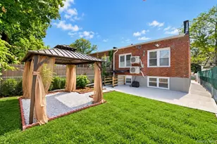 117-25 199th St, Saint Albans, NY 11412 - Photo 4