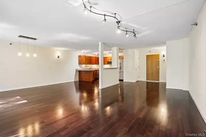 302 Church Street #2J, White Plains, NY 10603 - Photo 2