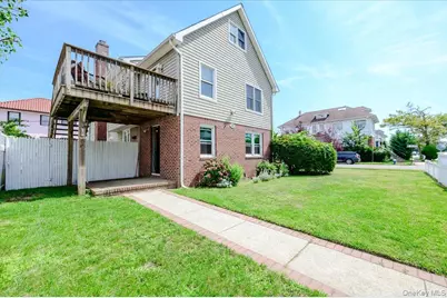 502 Lafayette Boulevard #Lower, Long Beach, NY 11561 - Photo 2