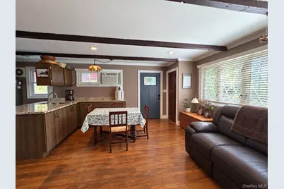 37 Marino Avenue, Port Washington, NY 11050 - Photo 4