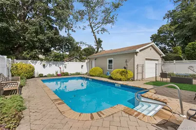 122 Commonwealth Avenue, Merrick, NY 11566 - Photo 24