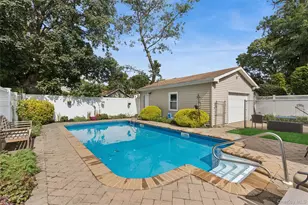 122 Commonwealth Ave, Merrick, NY 11566 - Photo 24