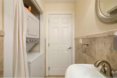 125 Vineyard Avenue, Highland, NY 12528 - Photo 30