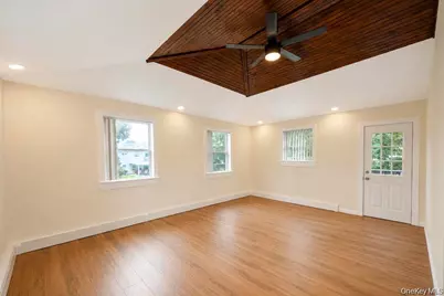 41 Madison Avenue, Amityville, NY 11701 - Photo 14