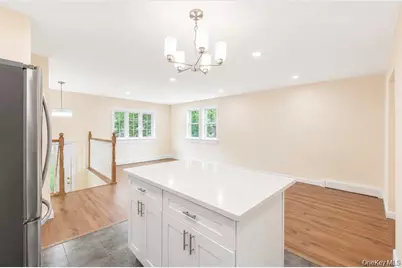 41 Madison Avenue, Amityville, NY 11701 - Photo 12