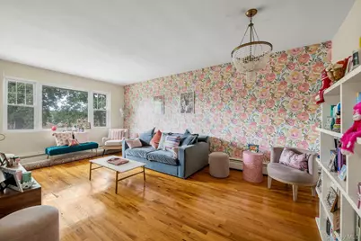 35U Madison Park Gardens #35U, Port Washington, NY 11050 - Photo 2