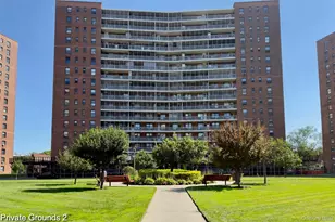 61-25 98th St, Rego Park, NY 11374 - Photo 28