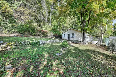 27 Richard Street, Sloatsburg, NY 10974 - Photo 2