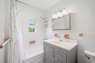 1047 E 217th St, Bronx, NY 10469 - Photo 22
