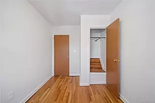 1047 E 217th St, Bronx, NY 10469 - Photo 16