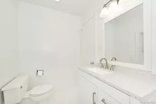 162 Elton Rd, Garden City, NY 11530 - Photo 24