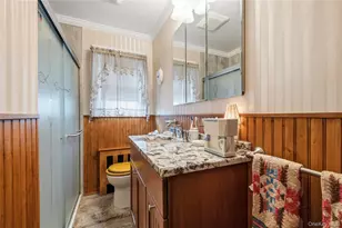 2473 New York Ave, Melville, NY 11747 - Photo 16