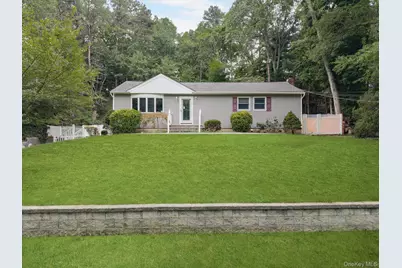 6 Valleywood Road, Smithtown, NY 11787 - Photo 2